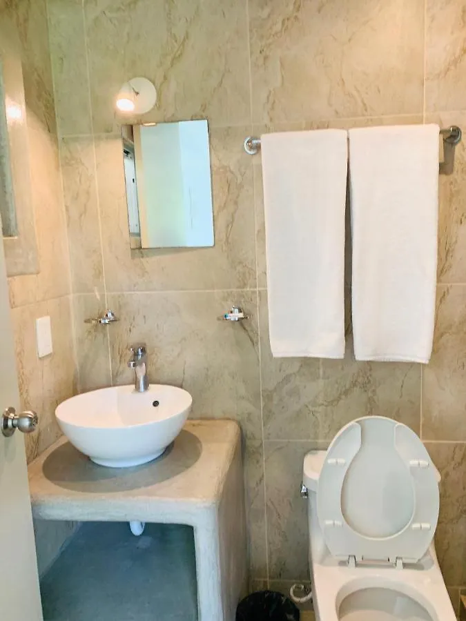 Villa Antilope Κανκούν Bed and Breakfast